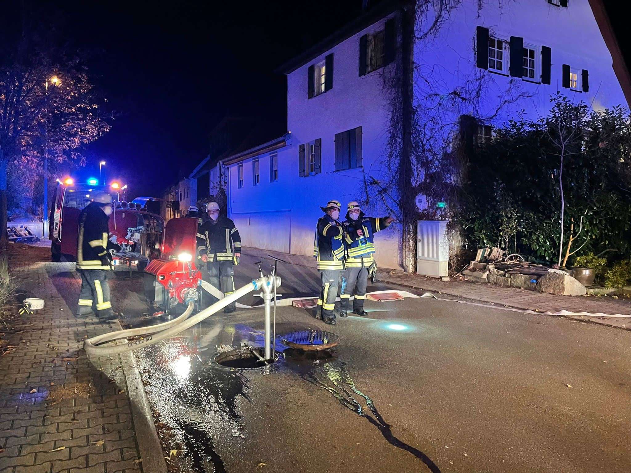 In Bieselsberg wurden die Aktiven unter Annahme eines Brandes in der Dorfscheune alarmiert