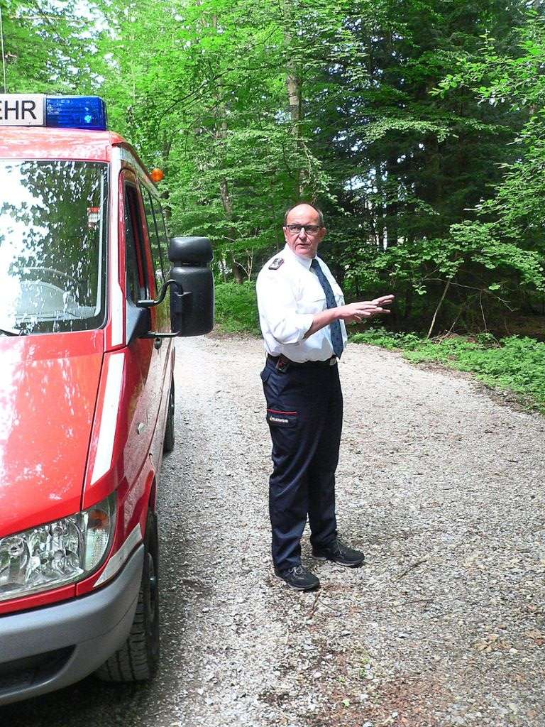 Rainer Zillinger, Gesamtkommandant der Feuerwehr Schömberg, hofft auf die Disziplin der Verkehrsteilnehmer. Foto: Schwarzwälder Bote
